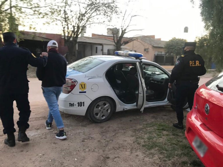 Aberrante: Dos detenidos por un asalto e intento de abuso a un joven ...