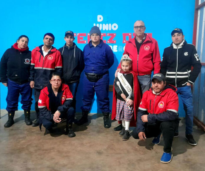 285501348_383931530436917_3