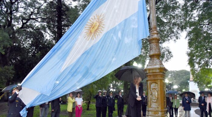 Izamiento de la bandera