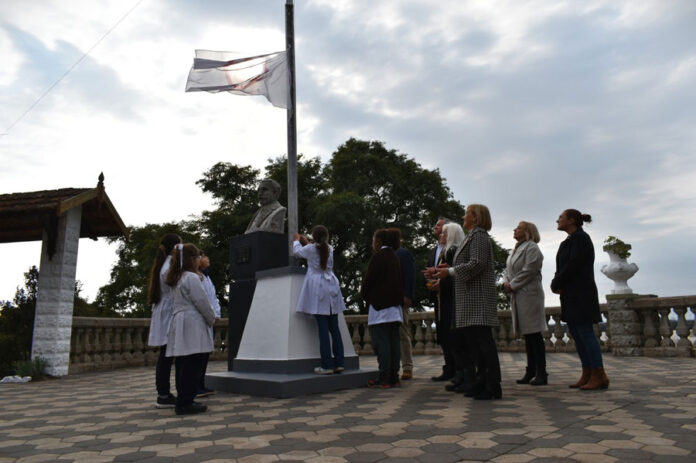 BANDERA-DE-LA-PAZ-5-6-2024-