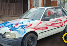 Daños a una vivienda y vehículo por un grupo de jóvenes en bulevar Yrigoyen