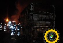 Colectivo consumido por las llamas en la ruta nacional 14