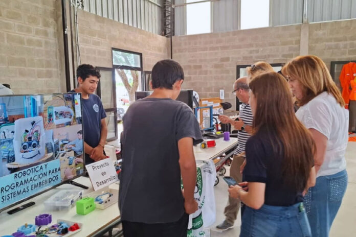 expo-escuelas-técnicas