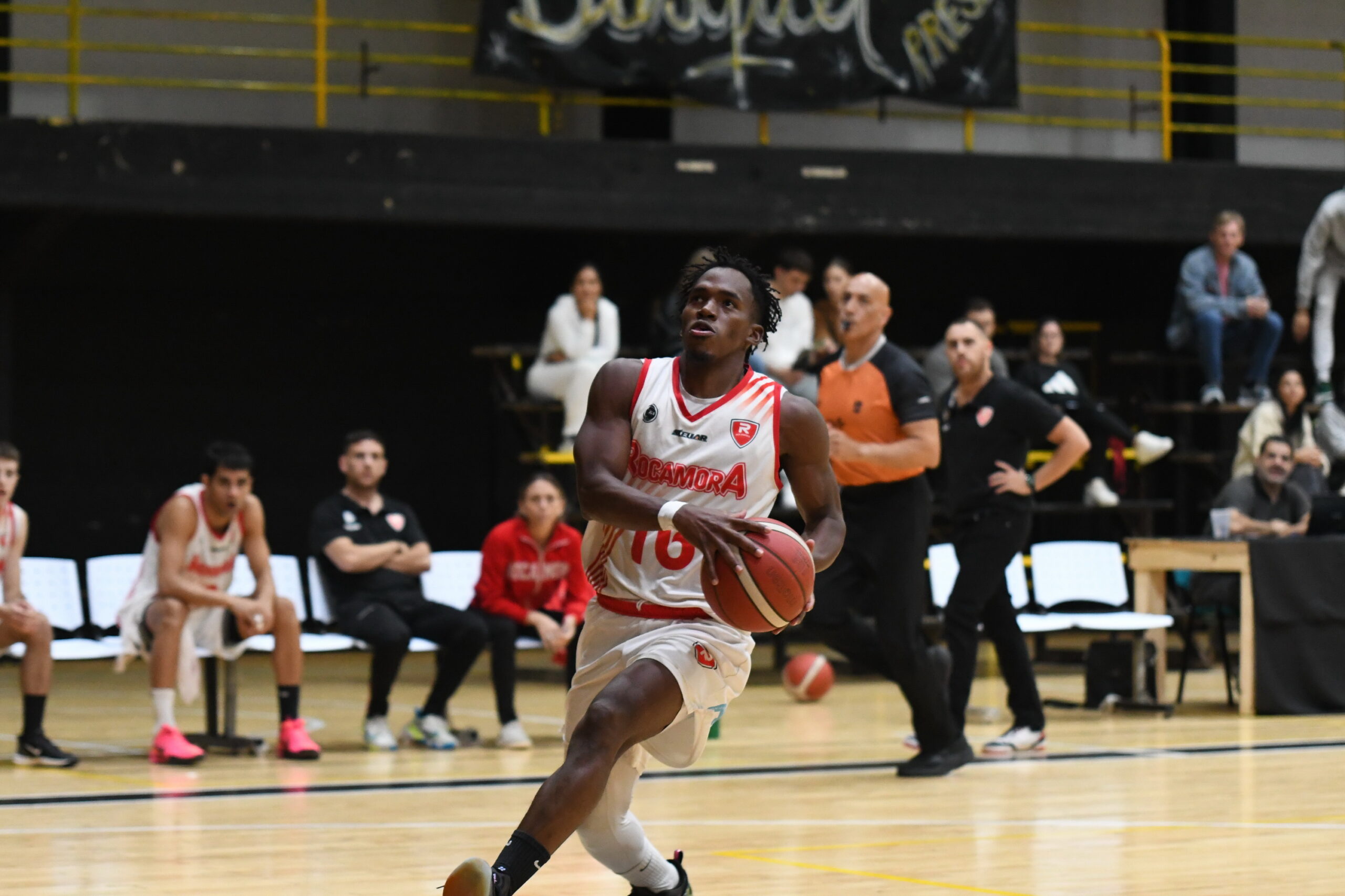 Rocamora completa la gira ante Gimnasia