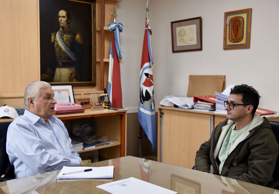 Lauritto se reunió con el Presidente de la Comisión de Carnaval Lauritto se reunió con el Presidente de la Comisión de Carnaval
