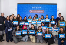 Se realizó la entrega de diplomas de “Chicas Digitalers”