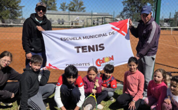 La Escuela Municipal de Tenis de Colón participó de un encuentro regional en Villa Elisa