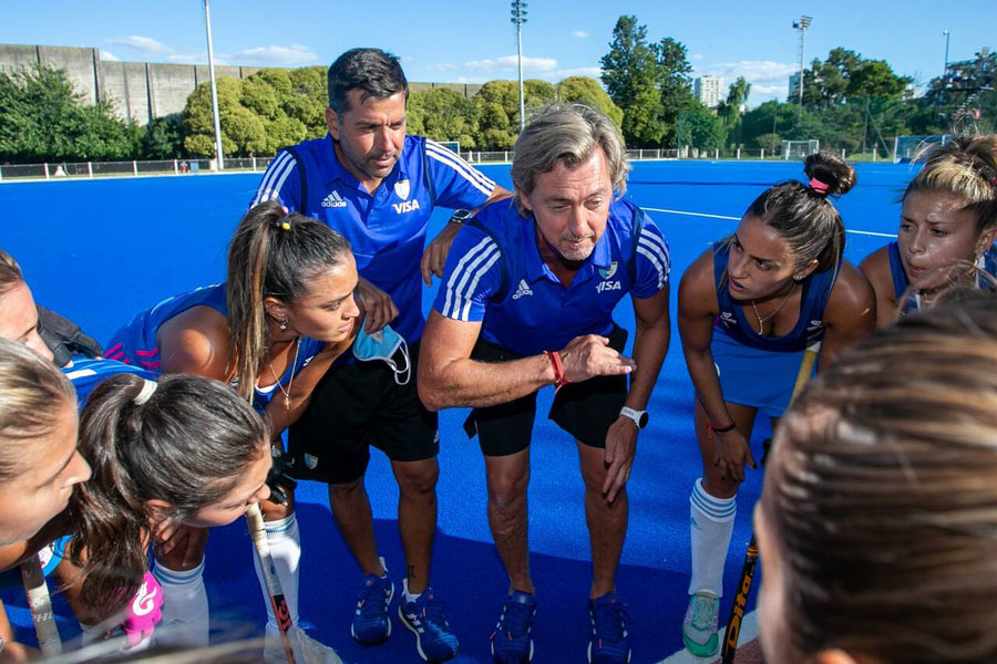 Está abierta la inscripción gratuita para la capacitación con el DT de Las Leonas Está abierta la inscripción gratuita para la capacitación con el DT de Las Leonas